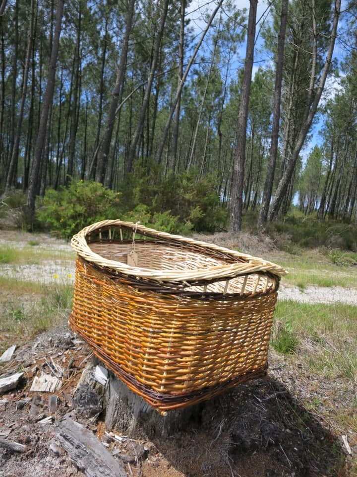 Per estujar lo linge